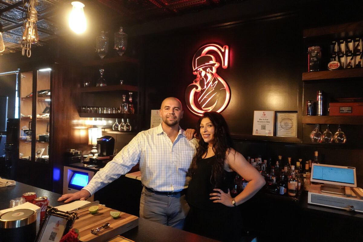 Sherri’s Executive Lounge – Image_2 [LISTING]