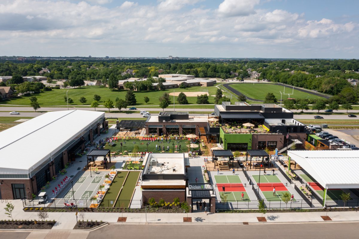 Chicken N Pickle – Kansas City – Image_1