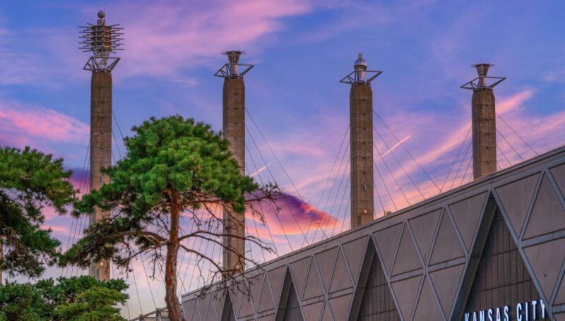 KC Convention Center Pylons – Mike Day (2)