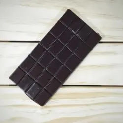 Homemade Vegan Chocolate Bar | The Vegan Abroad