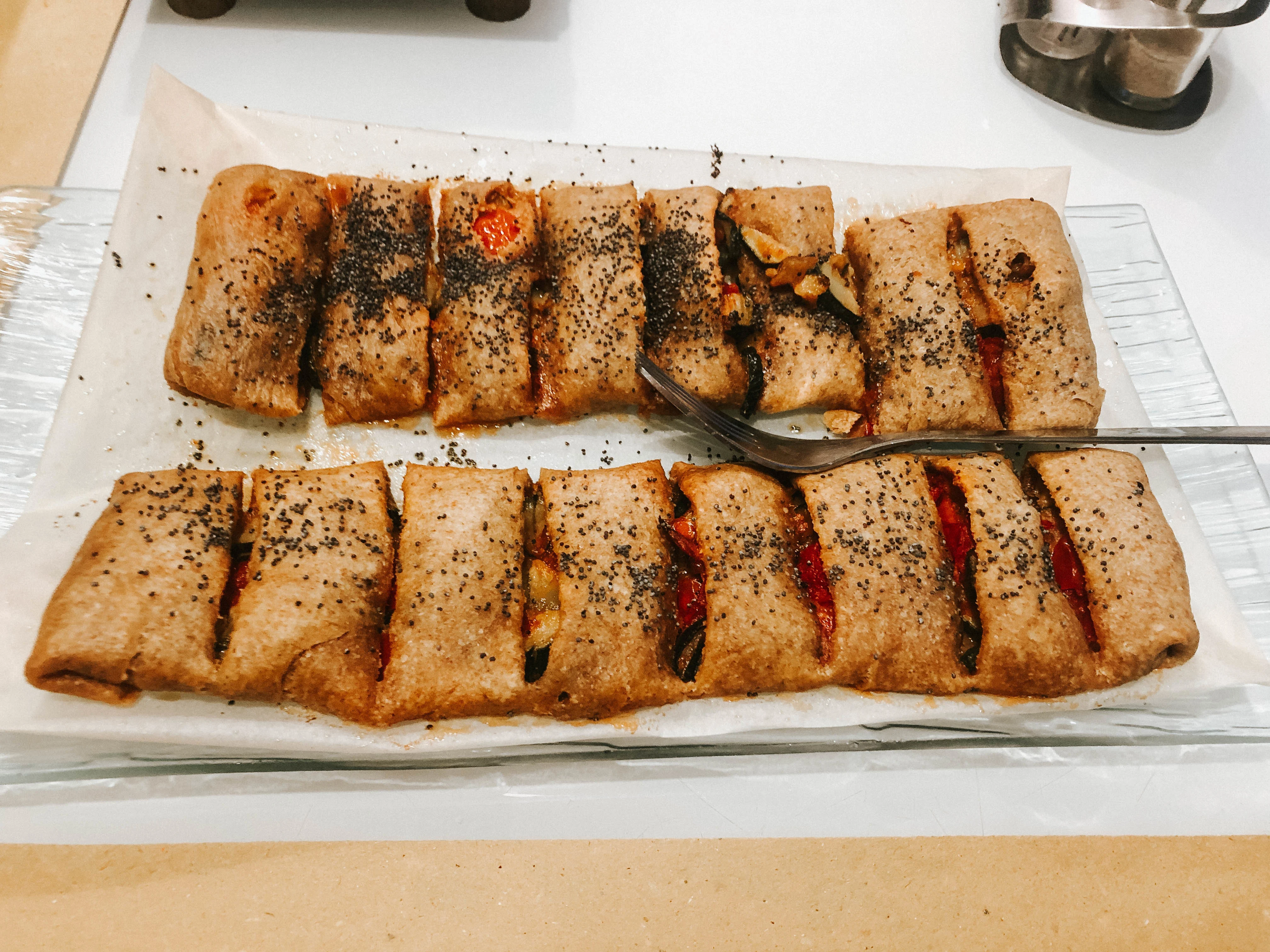 Vegan Flat Rolls with Vegetables at a vegan cooking class in Italy