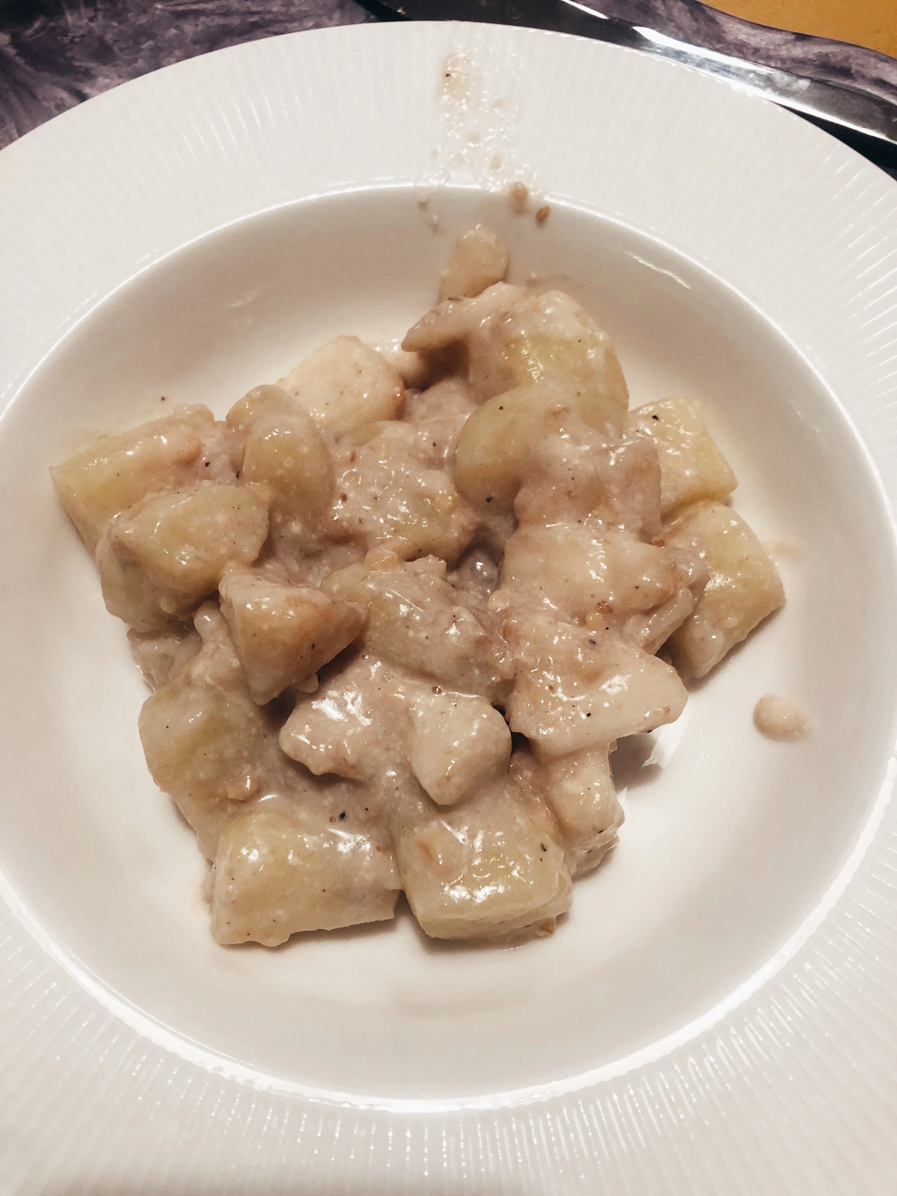 Vegan Potato Gnocchi with Vegan White Cheese Sauce at a vegan cooking class in Italy